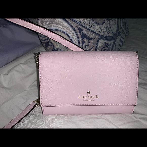 kate spade Handbags - Kate Spade Crossbody